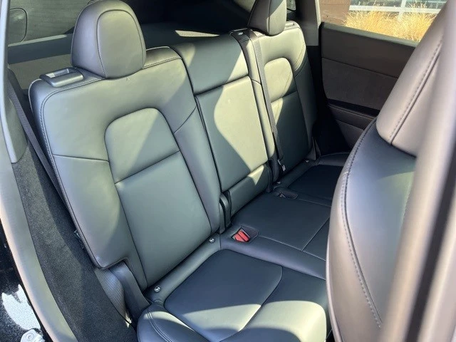 2023 Tesla Model Y - Image 16 of 21