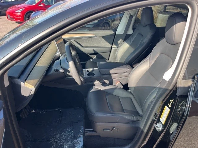 2023 Tesla Model Y - Image 8 of 21