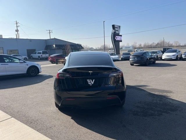 2023 Tesla Model Y - Image 4 of 21