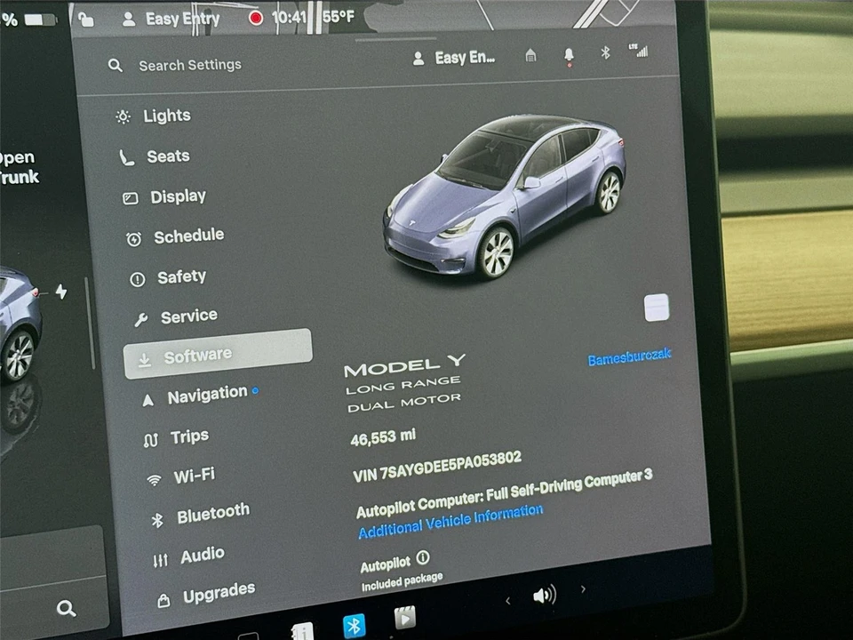 2023 Tesla Model Y - Image 8 of 14