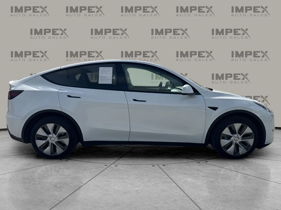2023 Tesla Model Y - Image 6 of 21