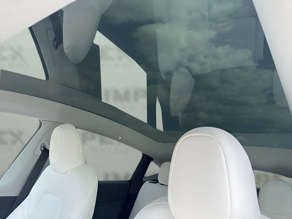 2023 Tesla Model Y - Image 11 of 21