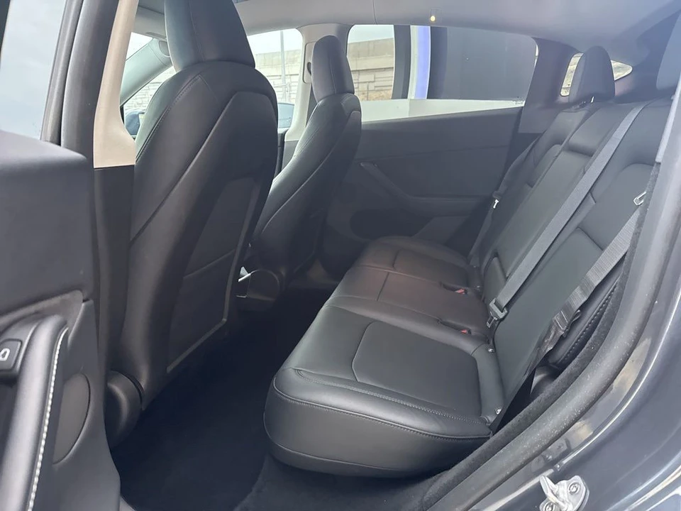 2023 Tesla Model Y - Image 15 of 21