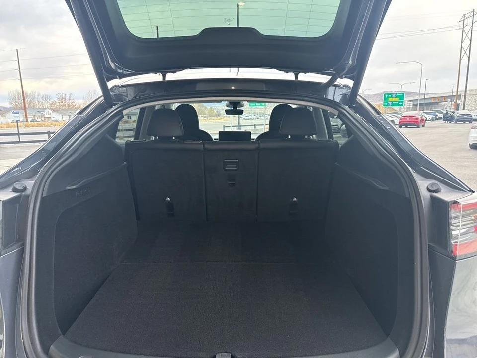 2023 Tesla Model Y - Image 16 of 21