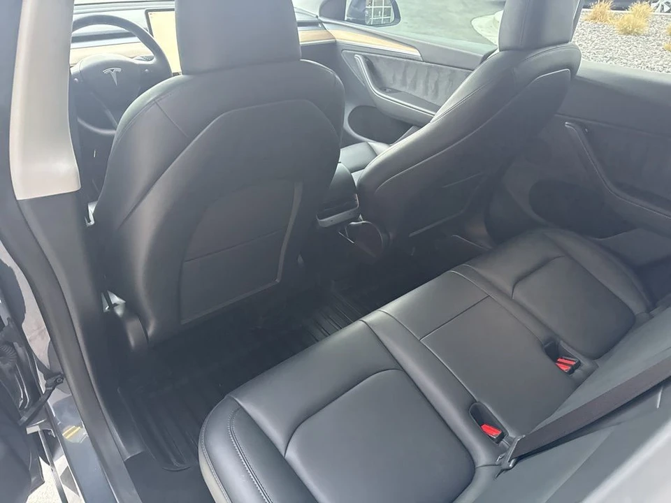 2023 Tesla Model Y - Image 14 of 21