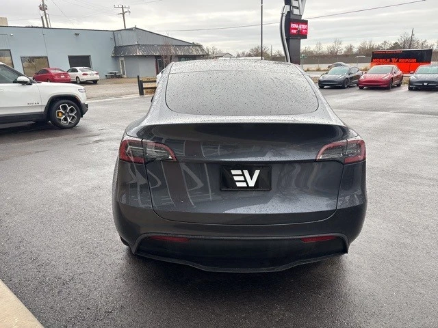 2023 Tesla Model Y - Image 7 of 21