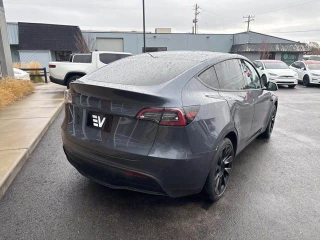 2023 Tesla Model Y - Image 8 of 21