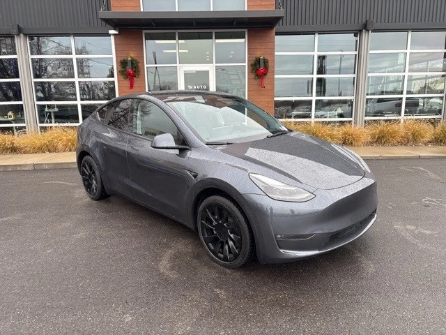 2023 Tesla Model Y - Image 2 of 21