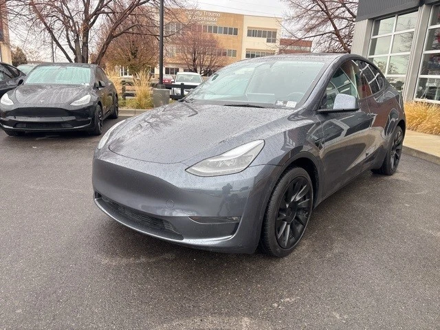 2023 Tesla Model Y - Image 4 of 21