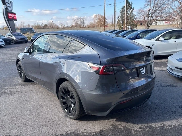 2023 Tesla Model Y - Image 6 of 11