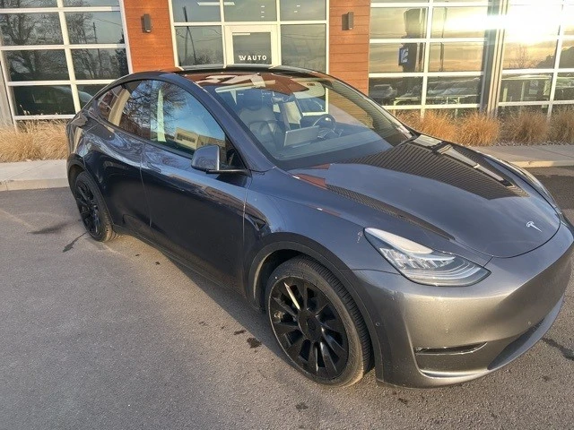 2023 Tesla Model Y - Image 2 of 21