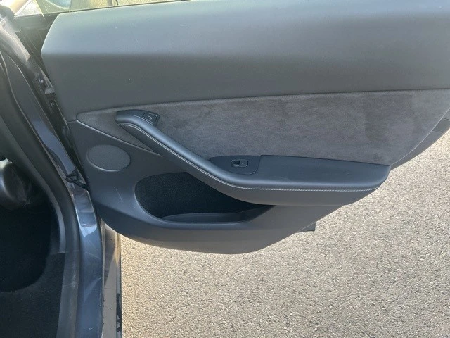 2023 Tesla Model Y - Image 18 of 21