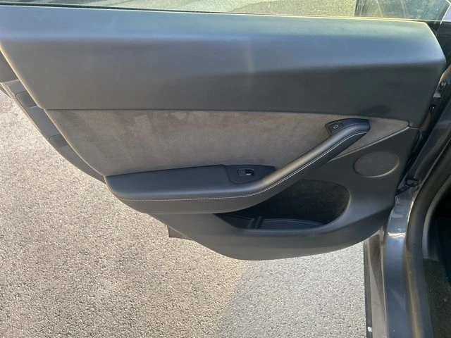 2023 Tesla Model Y - Image 14 of 21