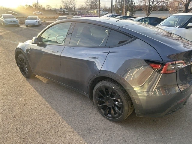 2023 Tesla Model Y - Image 6 of 21
