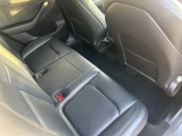 2023 Tesla Model Y - Image 19 of 21