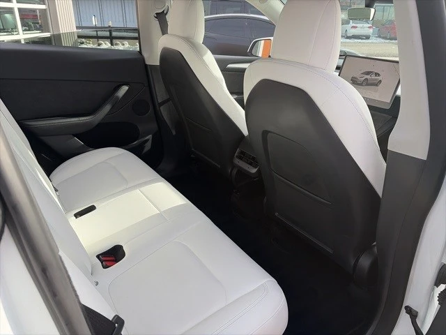 2023 Tesla Model Y - Image 19 of 21