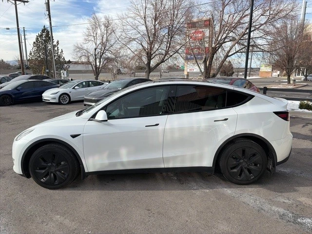 2023 Tesla Model Y - Image 5 of 21