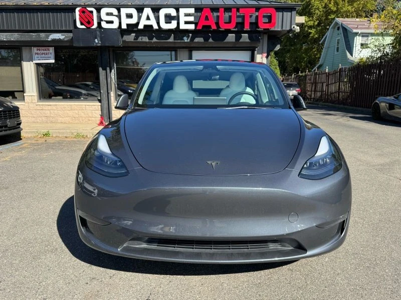 2023 Tesla Model Y - Image 2 of 12