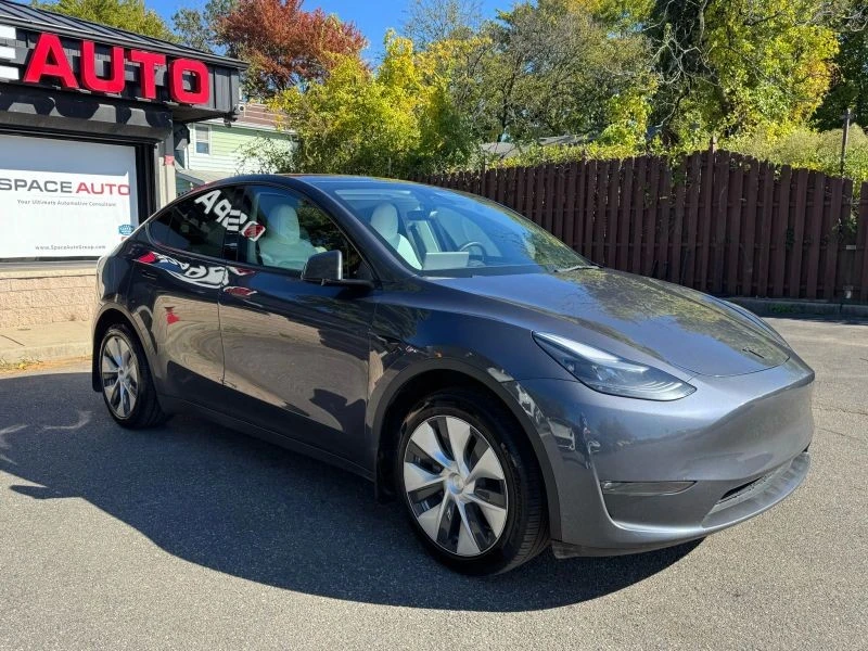 2023 Tesla Model Y - Image 3 of 12
