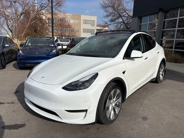 2023 Tesla Model Y - Image 4 of 21