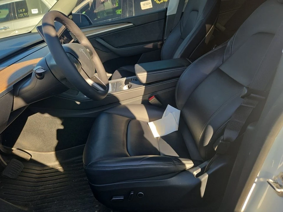 2023 Tesla Model Y - Image 6 of 7