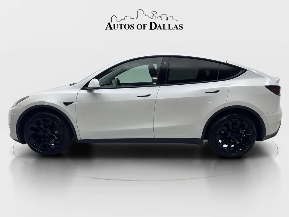 2023 Tesla Model Y - Image 5 of 21