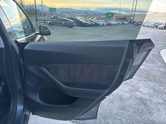 2023 Tesla Model Y - Image 20 of 21