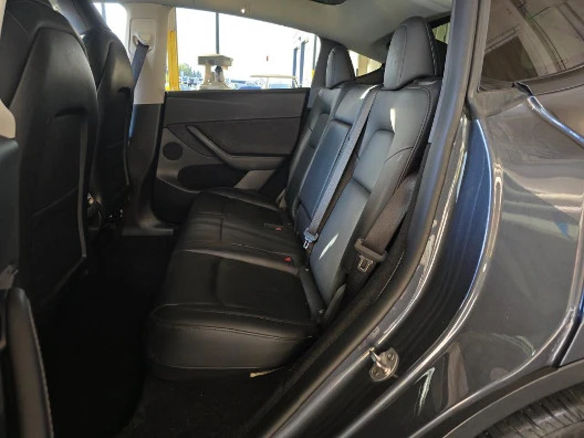 2023 Tesla Model Y - Image 9 of 9