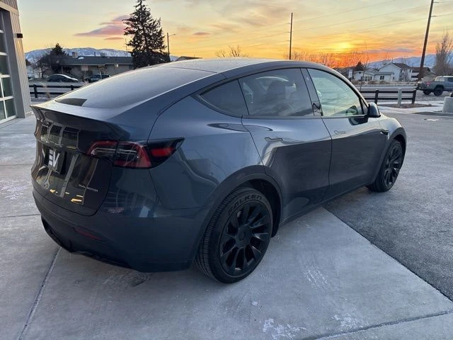 2023 Tesla Model Y - Image 8 of 21