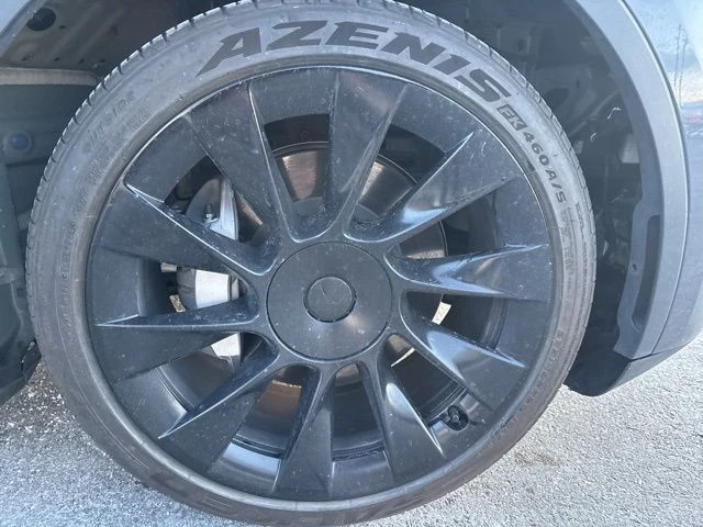 2023 Tesla Model Y - Image 10 of 21