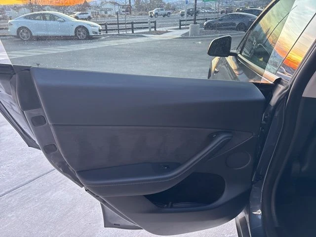 2023 Tesla Model Y - Image 15 of 21
