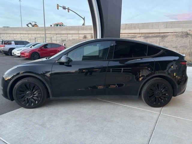 2023 Tesla Model Y - Image 5 of 21