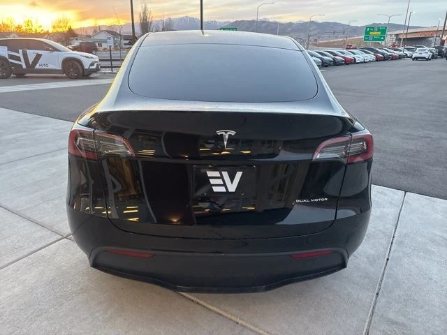 2023 Tesla Model Y - Image 7 of 21