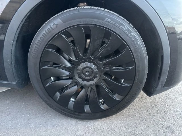 2023 Tesla Model Y - Image 10 of 21