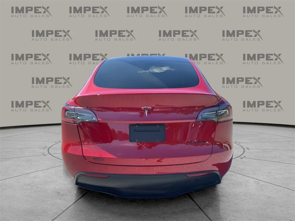2023 Tesla Model Y - Image 4 of 12