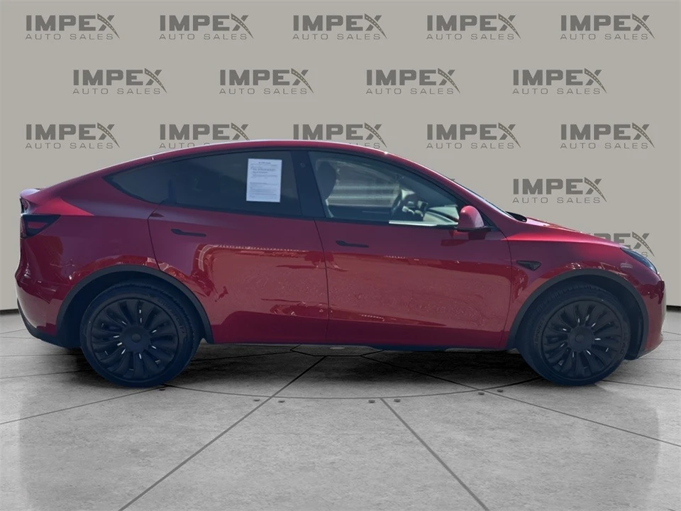 2023 Tesla Model Y - Image 6 of 12