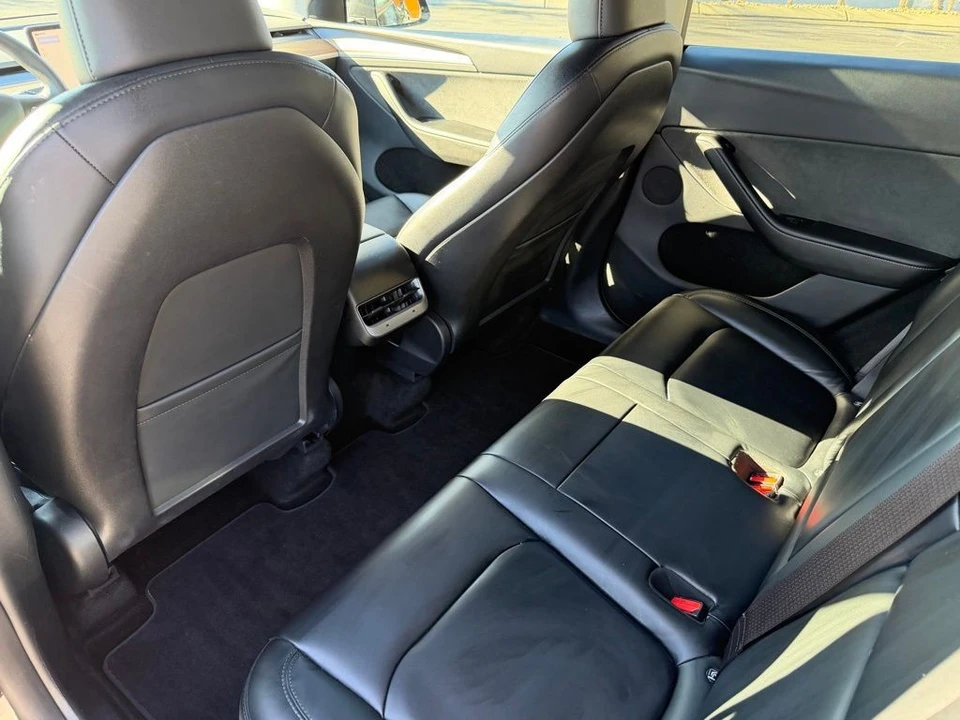 2023 Tesla Model Y - Image 11 of 17
