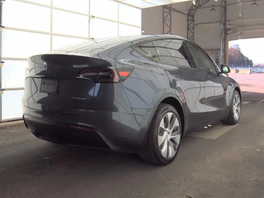 2023 Tesla Model Y - Image 3 of 6