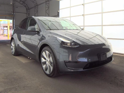 2023 Tesla Model Y - Image 2 of 6