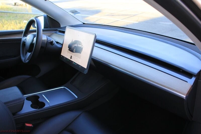 2023 Tesla Model Y - Image 13 of 21