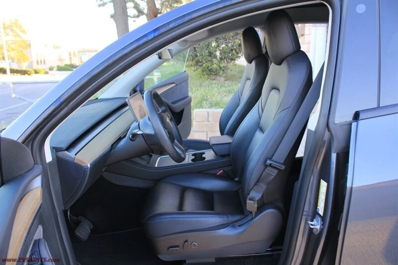 2023 Tesla Model Y - Image 17 of 21