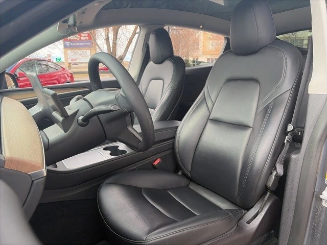 2023 Tesla Model Y - Image 13 of 21