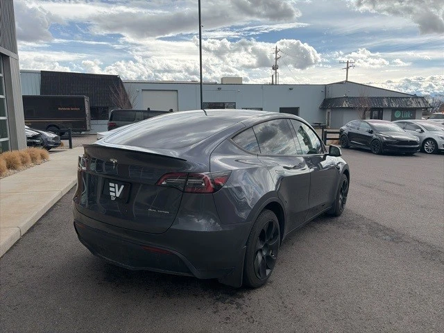 2023 Tesla Model Y - Image 8 of 21