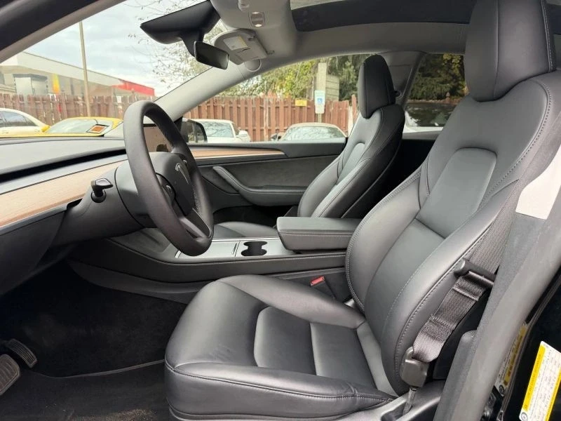 2023 Tesla Model Y - Image 10 of 12