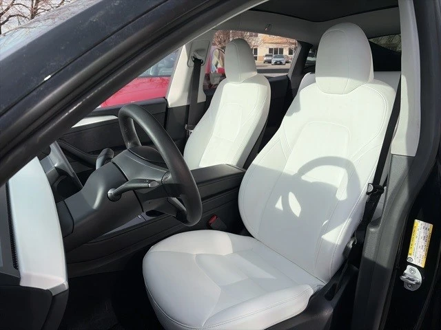 2023 Tesla Model Y - Image 13 of 21