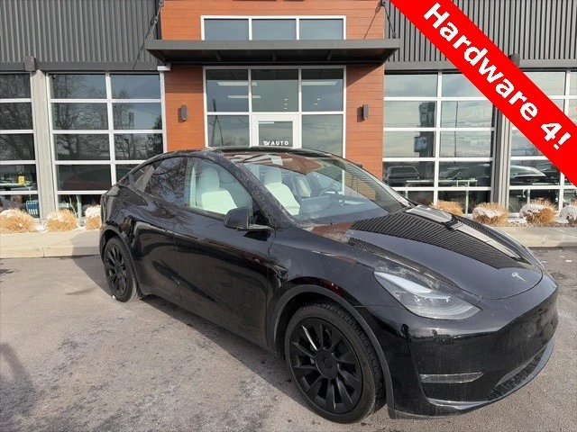 2023 Tesla Model Y - Image 2 of 21
