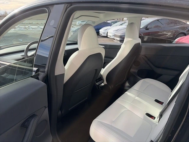 2023 Tesla Model Y - Image 15 of 21