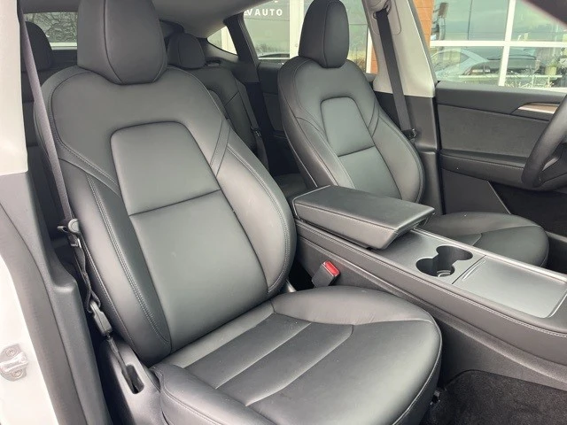 2023 Tesla Model Y - Image 19 of 21