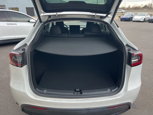 2023 Tesla Model Y - Image 13 of 21