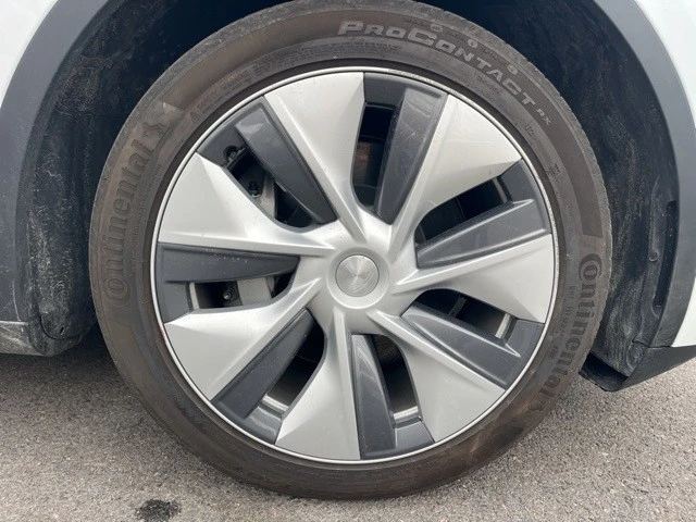 2023 Tesla Model Y - Image 21 of 21